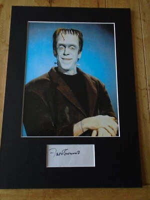 Fred Gwynne The Munsters Genuine Signed Authentic Autograph - UACC / AFTAL. - Image 1 of 2