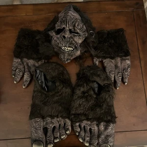 Gorilla Ape Adult Halloween Costume Monkey Mask Gloves Feet One Size - Picture 1 of 10