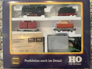 Vintage Piko Modellbahn Junior HO Train Locomotive set - East Germany GDR - Picture 1 of 5