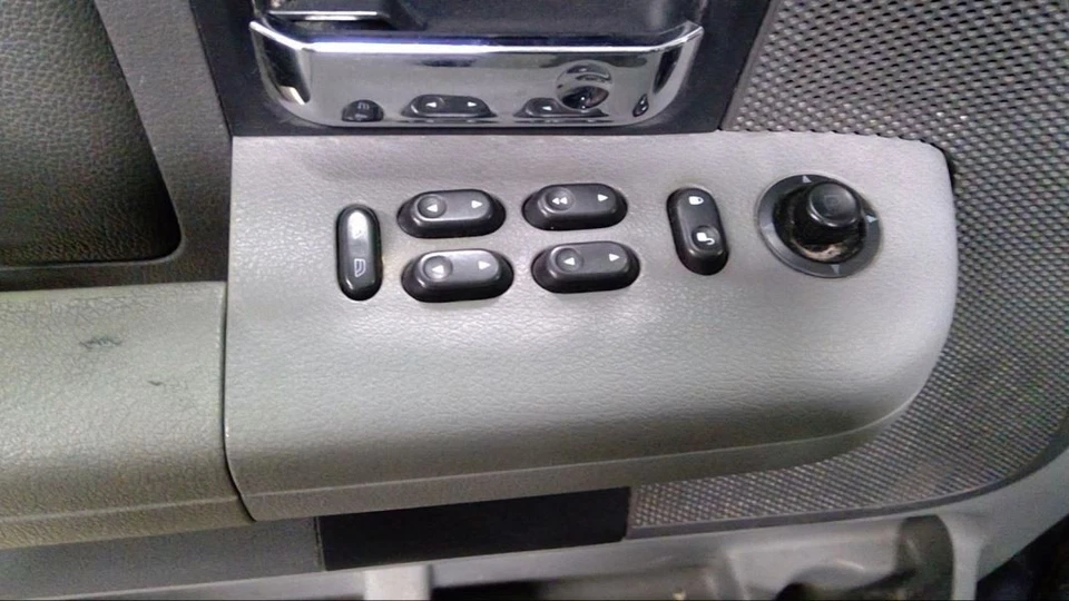 Interruptor de puerta delantera del conductor ventana del conductor se adapta 03-08 CROWN VICTORIA 634317 Foto 1 de 1