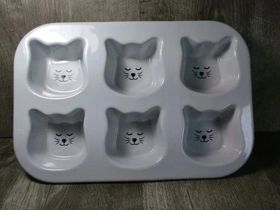 Pan para magdalenas de cerámica-10 STRAWBERRY STREET- Moldes para horno CAT blanco con base rosa Foto 1 de 4