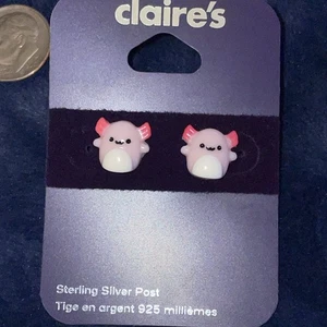 Orecchini a perno Claire's in argento sterling rosa Axolotl, nuovi, $9,99 - Foto 1 di 4