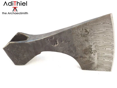 Hacha vikinga B_03b con borde de corte de acero Damasco Foto 1 de 4