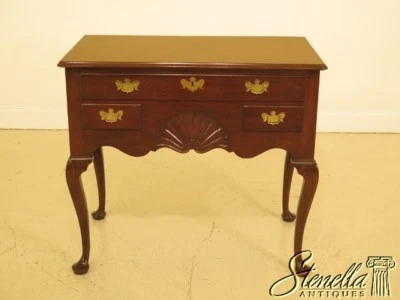 L44836EC: KITTINGER HN-22 histórico Newport caoba Lowboy Foto 1 de 4