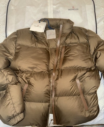 MONCLER BESBRE PIUMINO CON CAPPUCCIO MARRONE
