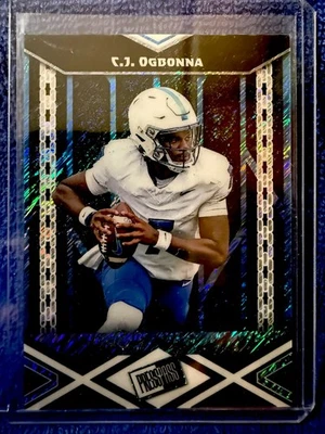 C.J. Tarjeta de novato OGBONNA 2024 HOJA COLECTIVA PASE DE PRENSA AZUL BRILLO RC 11/20 Foto 1 de 2