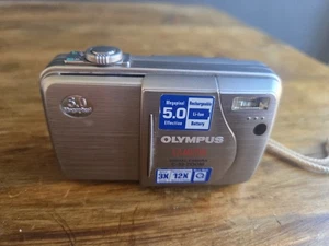 Olympus Digital Camera Camedia C-50 Zoom 5.0MP Silver Tested - Picture 1 of 6