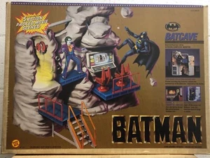 Batman 1989 Movie Batcave Playset Toybiz Keaton Nicholson Joker SEALED READ - Picture 1 of 6