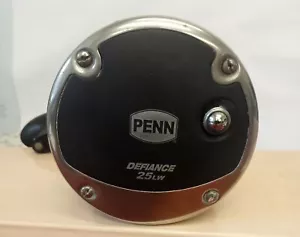 PENN DEFIANCE 25LW SEA FISHING REEL - Picture 1 of 7