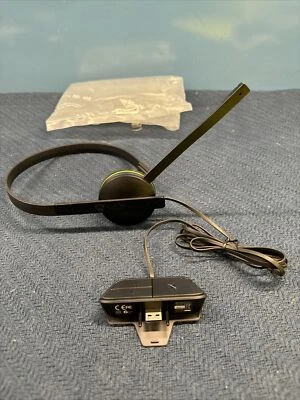 Official Microsoft OEM Xbox One Headset Microphone Chat w/Adapter Model 1564 - Image 1 of 4