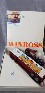 Winross Semi Tractor Trailer Truck 1/64 White Oak Valley On A Dark Desert Hwy - Picture 1 of 9