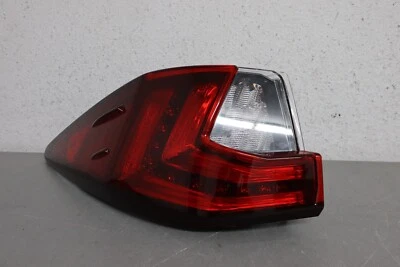 Luz trasera izquierda Lexus RX350 2016 2017 2018 2019 Foto 1 de 4