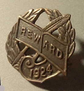 Vintage REWARD Pin Badge Dated 1924 - Picture 1 of 2