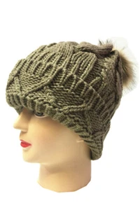 Cable Knit Cuff Hat Toboggan Beanie Unisex Faux Fur Pom Pom Tan Taupe Thick Warm - Foto 1 di 2