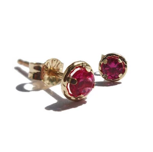 750 Gold 18Carat Earrings Brilliant Socket 3.00mm 1 Pair Ruby