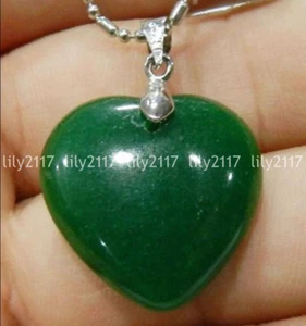 Pretty Natural 25mm Green Jade Gemstone Heart shaped Pendant Necklace 17" AAA - Picture 1 of 3