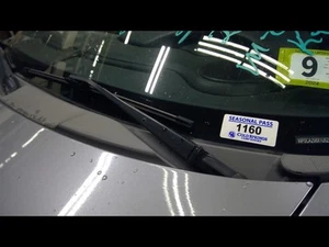 1997-2004 BOXSTER Left Wiper Arm 1488589 - Picture 1 of 12
