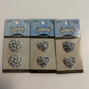 Sewology Fancy Buttons Mixed Lot 3 cards - Picture 1 of 4