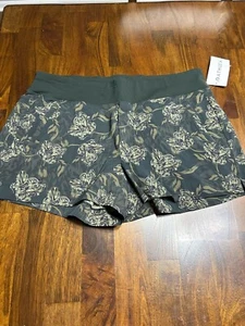 Athleta Trekkie North Printed Short Size 18 NWT - Picture 1 of 5