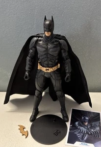 McFarlane DC Multiverse Batman 7” Figure Dark Knight Hong Kong Sky Dive Platinum - Picture 1 of 4