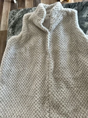 Indigo Soul人造毛皮背心 — 第 1/3 张图片