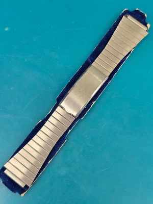 Nueva correa de reloj pulsera JB Champion de acero inoxidable de 18 mm para hombre - relojero Foto 1 de 4