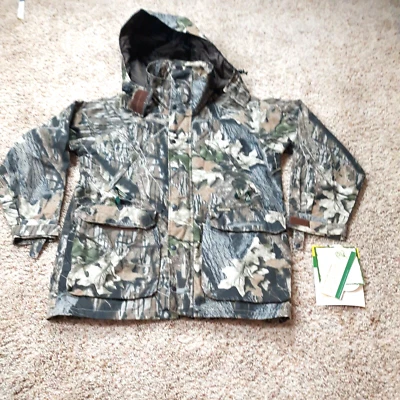 Chaqueta de Caza Remington Mossy Oak Camuflada con Capucha Impermeable Para Hombre M Nueva con Etiquetas Foto 1 de 4