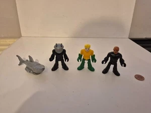 Imaginext DC Figure Lot, Robo Shark, Aquaman & Black Manta, DC Comics - Picture 1 of 3