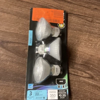 Feit Electric GU10 Bi-Pin 35-Watt MR-16 LED BULBS Daylight 5000K  3-PACK - Image 1 of 3