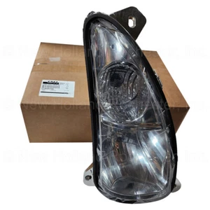 New Holland RH Headlamp Assembly Part # MT40252559 - Picture 1 of 2