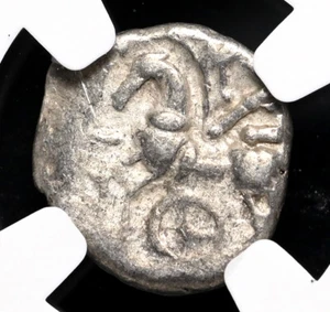 CELTIC, Aedui/Lingones. 1st Century BC. Silver Quinarius, Kaletedou, NGC VF - Picture 1 of 4