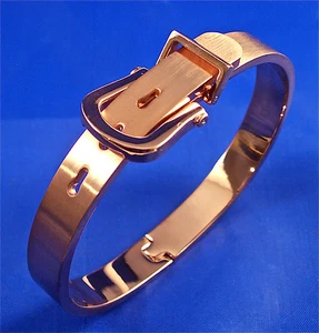 STAINLESS STEEL ROSE GOLD TONE BRUSHED BELT BUCKEL ADJUSTABLE SIZE HINGED BANGLE - Picture 1 of 9