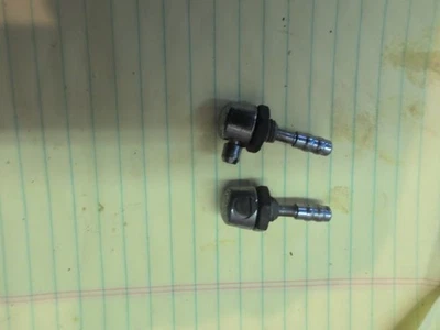 Bicos de spray para lavadora de para-brisa Buick Riviera 1963-65 - Imagem 1 de 3