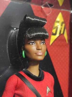 2016 Star Trek 50th Ann. Barbie Nichelle Nichols Uhura BLACK LABEL #DGW70 NRFB - Imagem 1 de 4