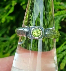 Silpada Sterling 925 Silver Peridot Etched Ring R2119 Sz 6 3/4 - Picture 1 of 11