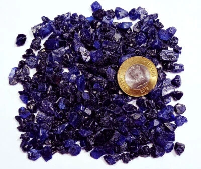 Natural Blue Sapphire Rough Between 100 to 130 Ct Lot Loose Gemstone For Sale - Image 1 of 4