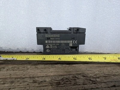 Siemens LOGO! digital input/output module DM8 230R 6ED1 055-1FB00-0BA1 - Image 1 of 3