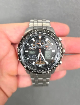 RELOJ CRONÓGRAFO CITIZEN SKYHAWK A-T ECO-DRIVE RADIOCONTROLADO WR200 ¡FUNCIONA! Foto 1 de 4