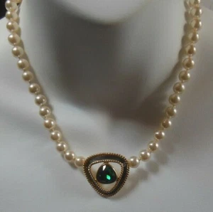 Vintage Swarovski Swan Logo Faux Pearl Necklace W/Green Crystal Enamel Pendant - Picture 1 of 3