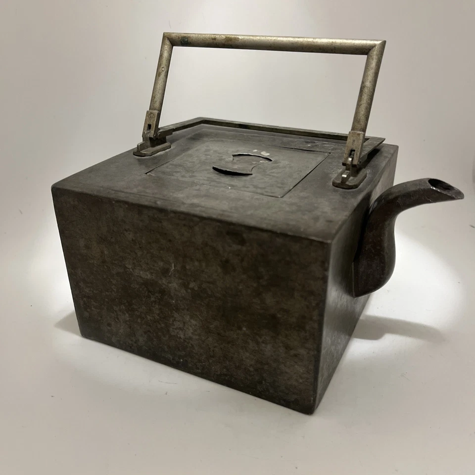 Японский антикварный металлический подогреватель для саке периода Эдо - Изображение 1 из 4