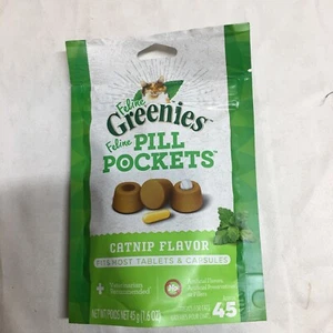Greenies Feline Pill Pockets Cat Treats 1.6 oz  Catnip Flavor - Picture 1 of 12