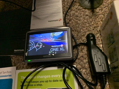 Vintage TomTom One XL GPS navigation system car US original box and accessories - Image 1 of 4
