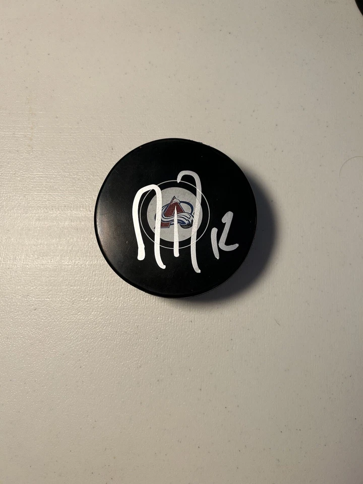Ryan Johansen Firmado Autografiado Colorado Avalanche Puck!! Foto 1 de 1