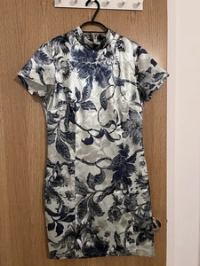 GUESS Blue Mini Dress with Floral Print - Picture 1 of 4