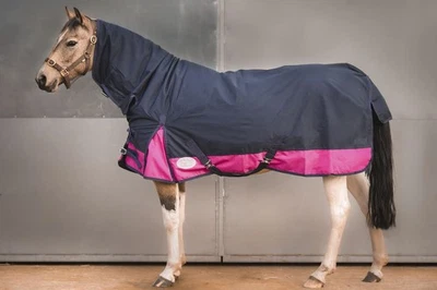 Lightweight Turnout Navy/Raspberry 600D 5'3-6'9 Rug Horse 600 Denier Lite COMBO - Image 1 of 4