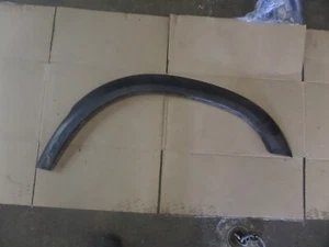 99-04 Land Rover Discovery 2 OEM Right Front Fender Flare Trim DFJ100440 C32 - Picture 1 of 2