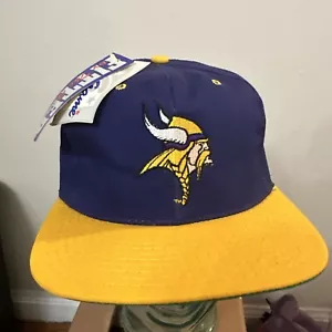 Vintage Minnesota Vikings Hat Cap The Game NFL Purple Yellow Fitted 7 3/8 - Picture 1 of 6