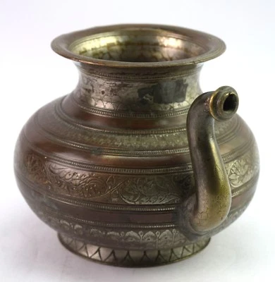 Antigua olla de agua india auténtica con caño hecha a mano rica pátina. G56-73 Foto 1 de 4