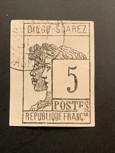🏴☠️ COLONIAS FRANCESAS; DIEGO SUAREZ 1890 clásico edición Imperf usado 5c. valor - Imagen 1 de 2