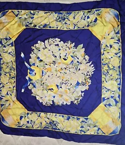 Vintage Boucheron Parfums Paris 100% Silk Scarf Large 33.5"x34" Floral Theme - Picture 1 of 9